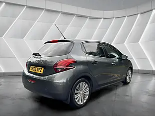 Used 2015 Peugeot 208 Allure Grey - Interior and Exterior details 7