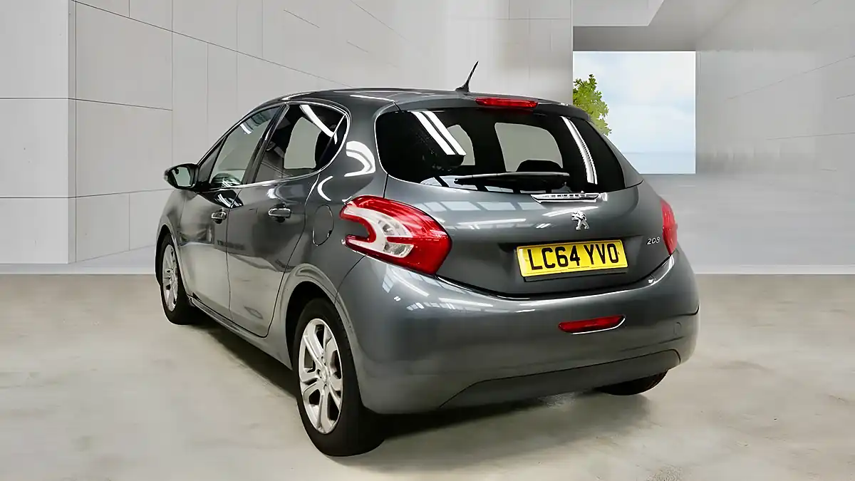 Used 2015 Peugeot 208 Allure Grey - Interior and Exterior details 4