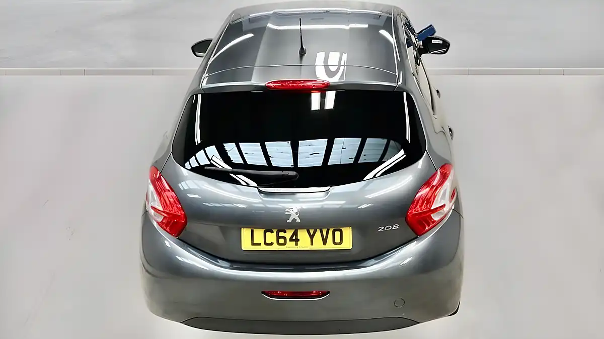 Used 2015 Peugeot 208 Allure Grey - Interior and Exterior details 5