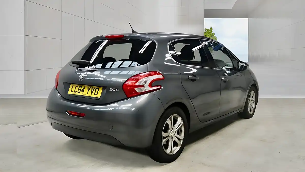 Used 2015 Peugeot 208 Allure Grey - Interior and Exterior details 7