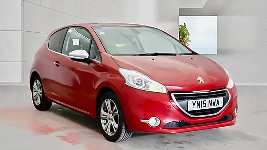 2015 Peugeot 208 Allure 1.2 PureTech