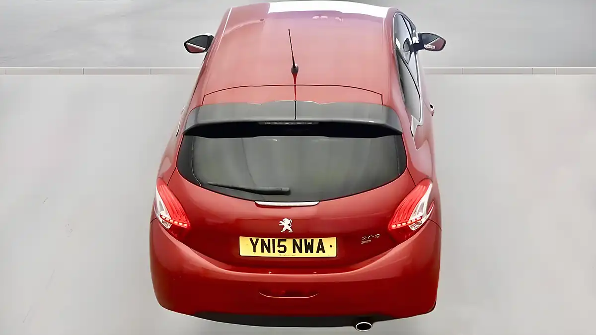 Used 2015 Peugeot 208 Allure Red - Interior and Exterior details 6