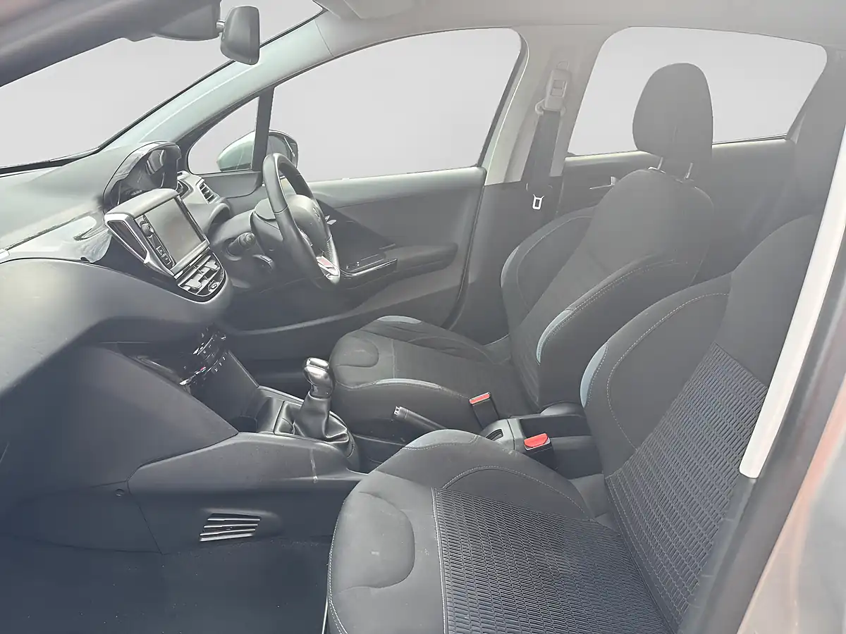 Used 2015 Peugeot 208 Allure Silver - Interior and Exterior details 10