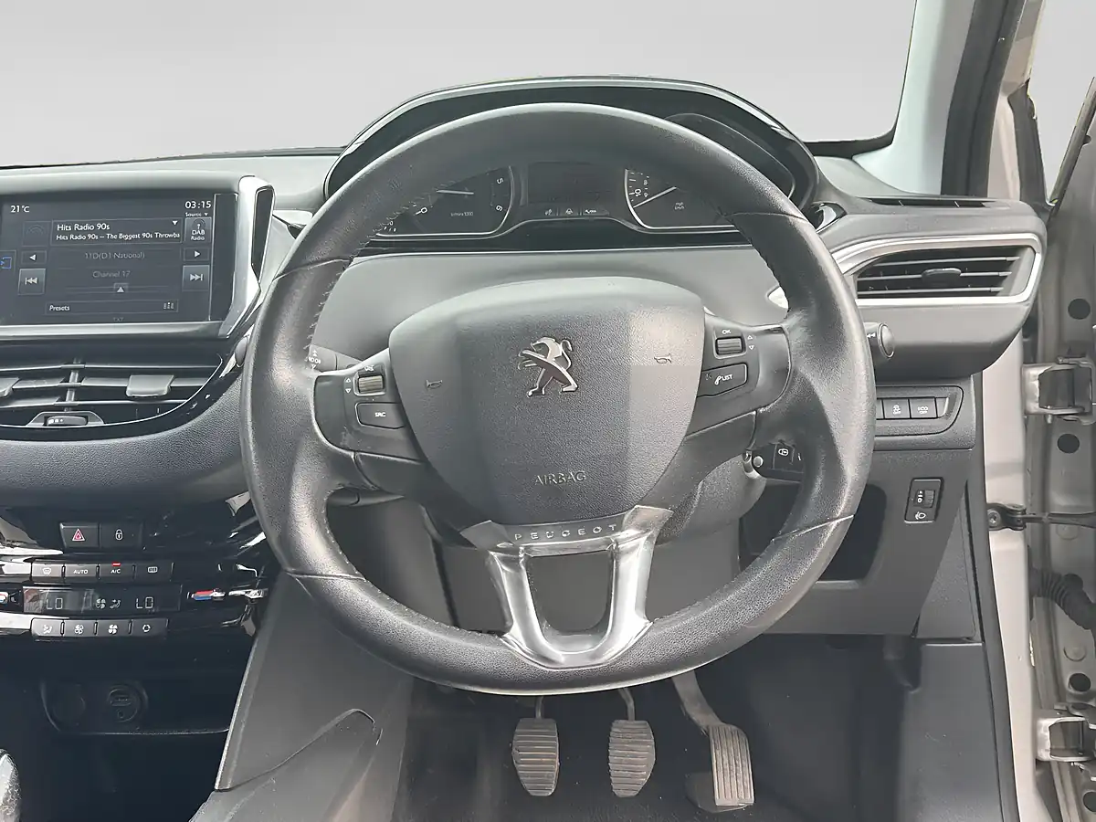 Used 2015 Peugeot 208 Allure Silver - Interior and Exterior details 13