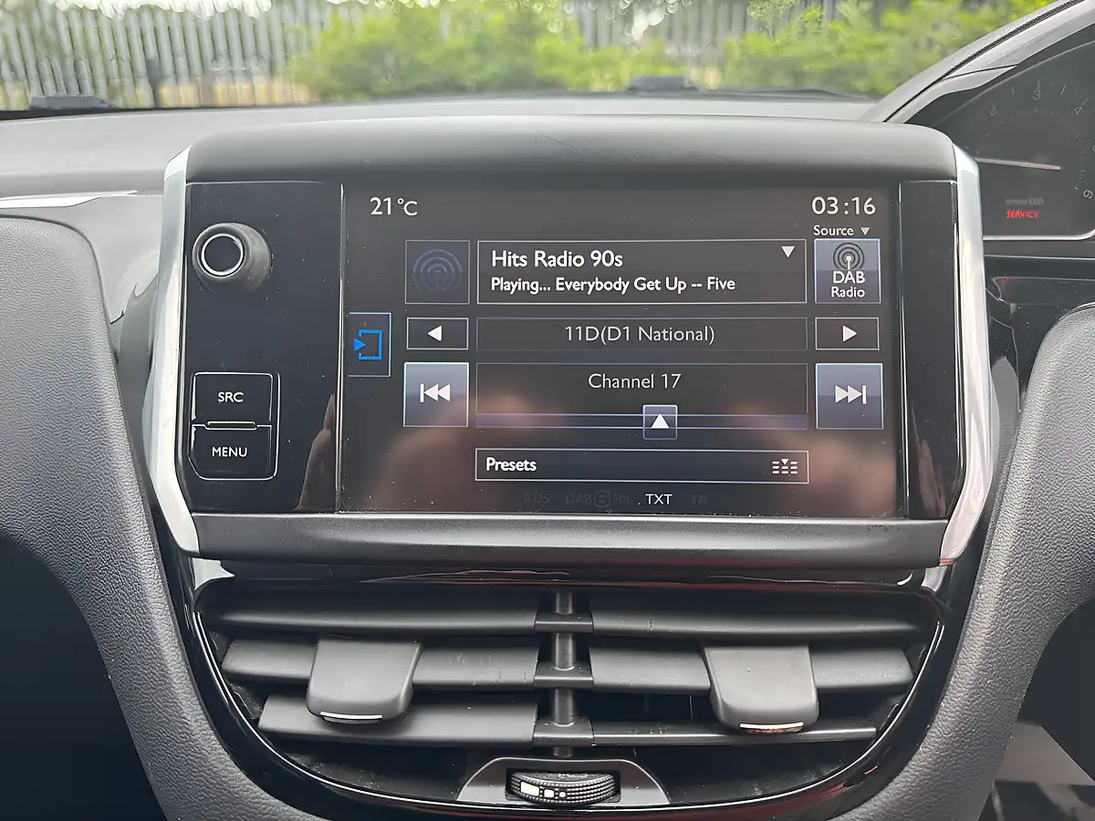 Used 2015 Peugeot 208 Allure Silver - Interior and Exterior details 15