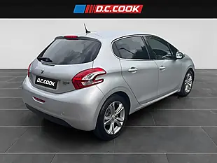Used 2015 Peugeot 208 Allure Silver - Interior and Exterior details 6