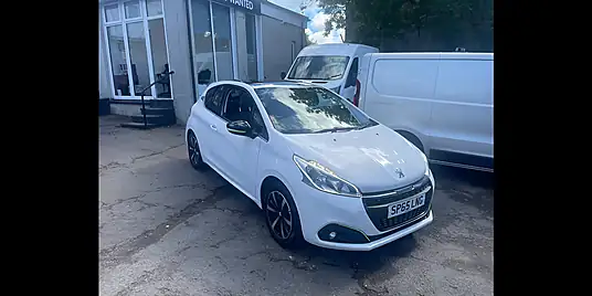 2015 Peugeot 208 Allure 1.2 PureTech
