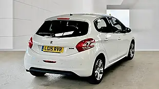 Used 2015 Peugeot 208 Allure White - Interior and Exterior details 6