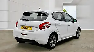 Used 2015 Peugeot 208 Allure White - Interior and Exterior details 7