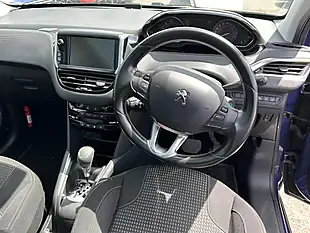 Used 2015 Peugeot 208 Blue - Interior and Exterior details 7