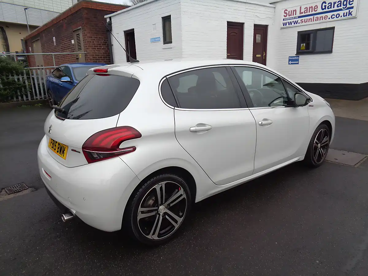 Used 2015 Peugeot 208 GT Line - Interior and Exterior details 10