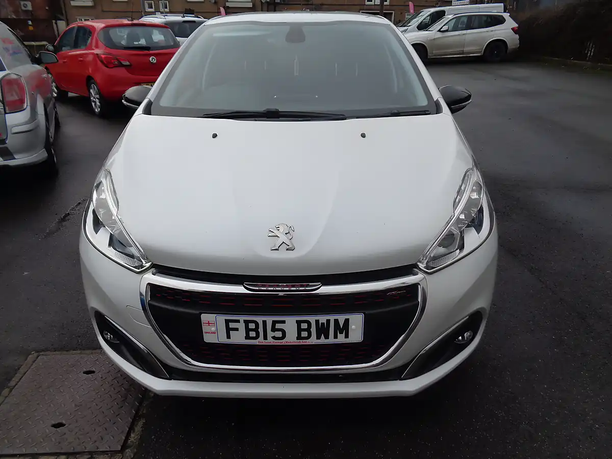 Used 2015 Peugeot 208 GT Line - Interior and Exterior details 2