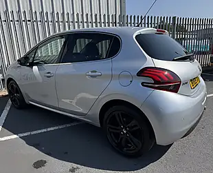 Used 2015 Peugeot 208 GT Line Silver - Interior and Exterior details 4