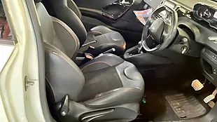 Used 2015 Peugeot 208 GT Line White - Interior and Exterior details 10