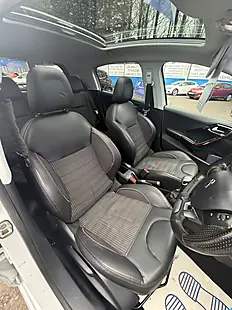 Used 2015 Peugeot 208 GT Line White - Interior and Exterior details 16