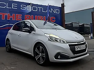 Used 2015 Peugeot 208 GT Line White - Interior and Exterior details 7