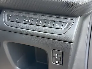 Used 2015 Peugeot 208 GT Line White - Interior and Exterior details 12