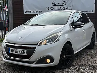 Used 2015 Peugeot 208 GT Line White - Interior and Exterior details 3