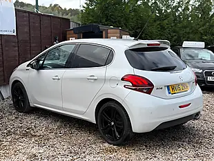 Used 2015 Peugeot 208 GT Line White - Interior and Exterior details 6