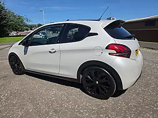 Used 2015 Peugeot 208 GTI 30th White - Interior and Exterior details 11