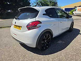 Used 2015 Peugeot 208 GTI 30th White - Interior and Exterior details 17