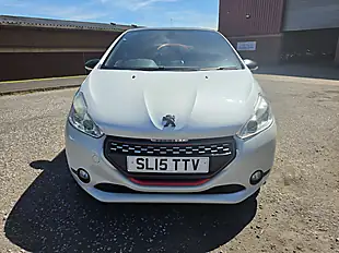 Used 2015 Peugeot 208 GTI 30th White - Interior and Exterior details 3