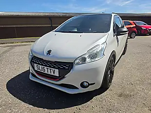 Used 2015 Peugeot 208 GTI 30th White - Interior and Exterior details 4