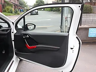 Used 2015 Peugeot 208 GTI White - Interior and Exterior details 15