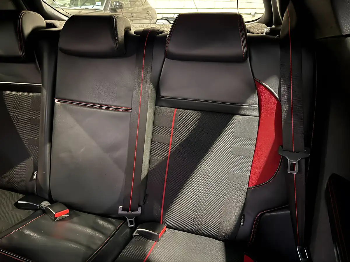 Used 2015 Peugeot 208 GTI White - Interior and Exterior details 15