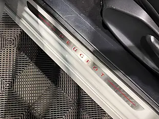 Used 2015 Peugeot 208 GTI White - Interior and Exterior details 16