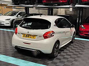 Used 2015 Peugeot 208 GTI White - Interior and Exterior details 7