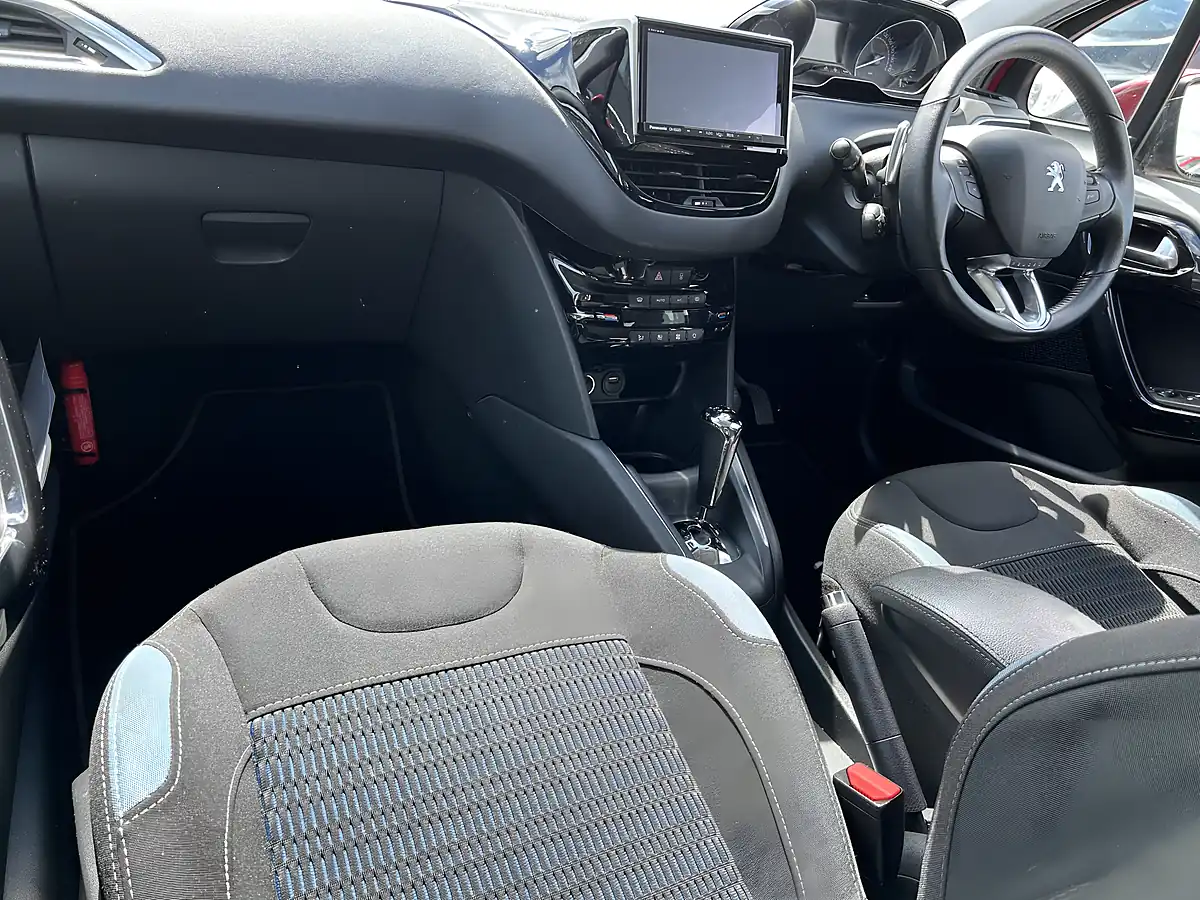 Used 2015 Peugeot 208 Red - Interior and Exterior details 19