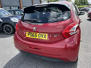 Used 2015 Peugeot 208 Red - Interior and Exterior details 5