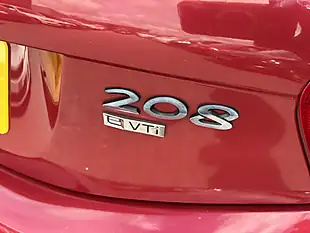 Used 2015 Peugeot 208 Red - Interior and Exterior details 7
