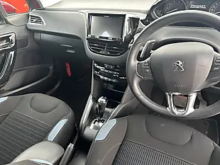 Used 2015 Peugeot 208 Red - Interior and Exterior details 10