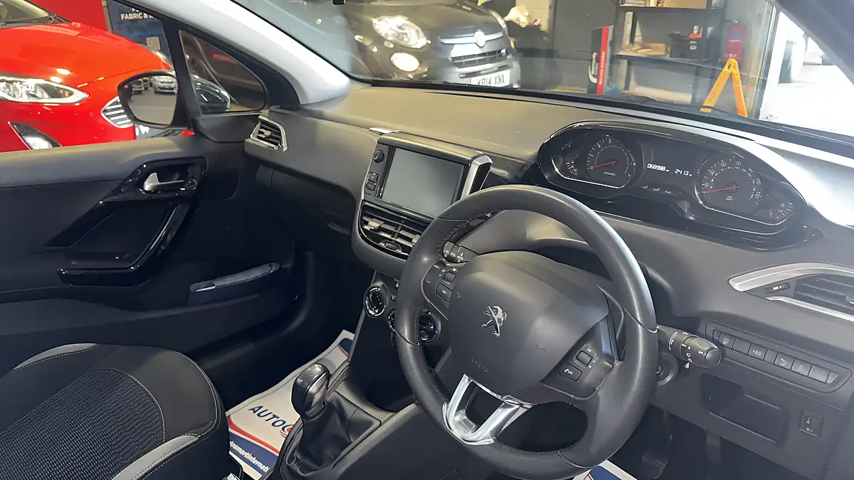Used 2015 Peugeot 208 Style Grey - Interior and Exterior details 11