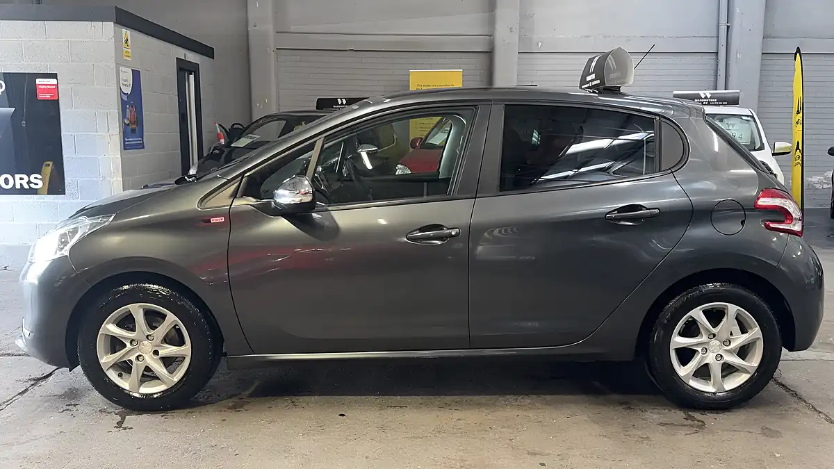 Used 2015 Peugeot 208 Style Grey - Interior and Exterior details 2