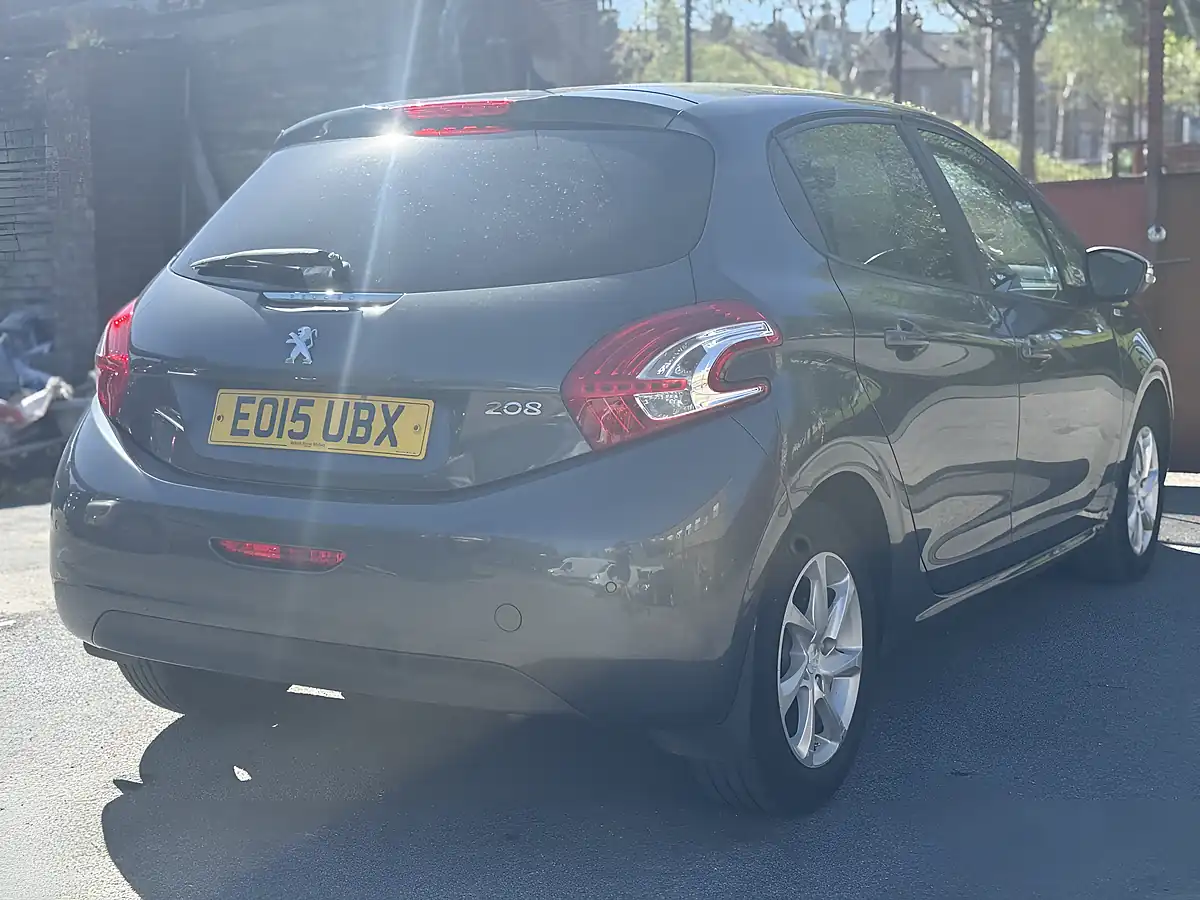 Used 2015 Peugeot 208 Style Grey - Interior and Exterior details 11