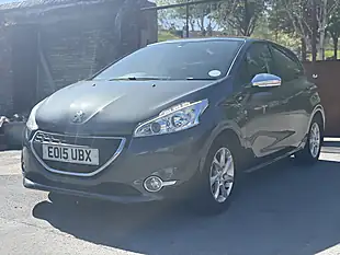 Used 2015 Peugeot 208 Style Grey - Interior and Exterior details 6