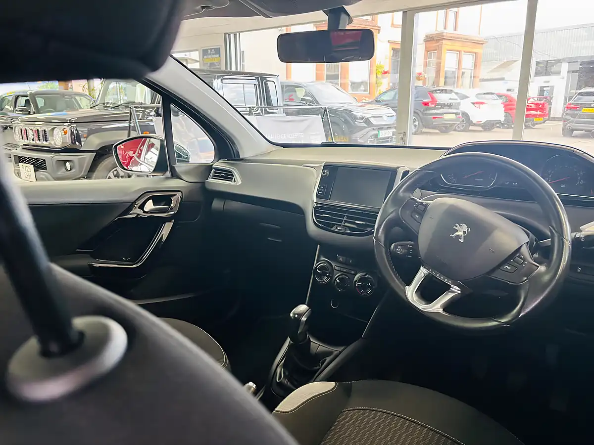 Used 2015 Peugeot 208 Style Grey - Interior and Exterior details 16