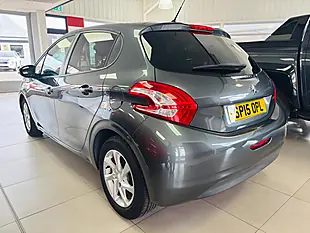 Used 2015 Peugeot 208 Style Grey - Interior and Exterior details 4