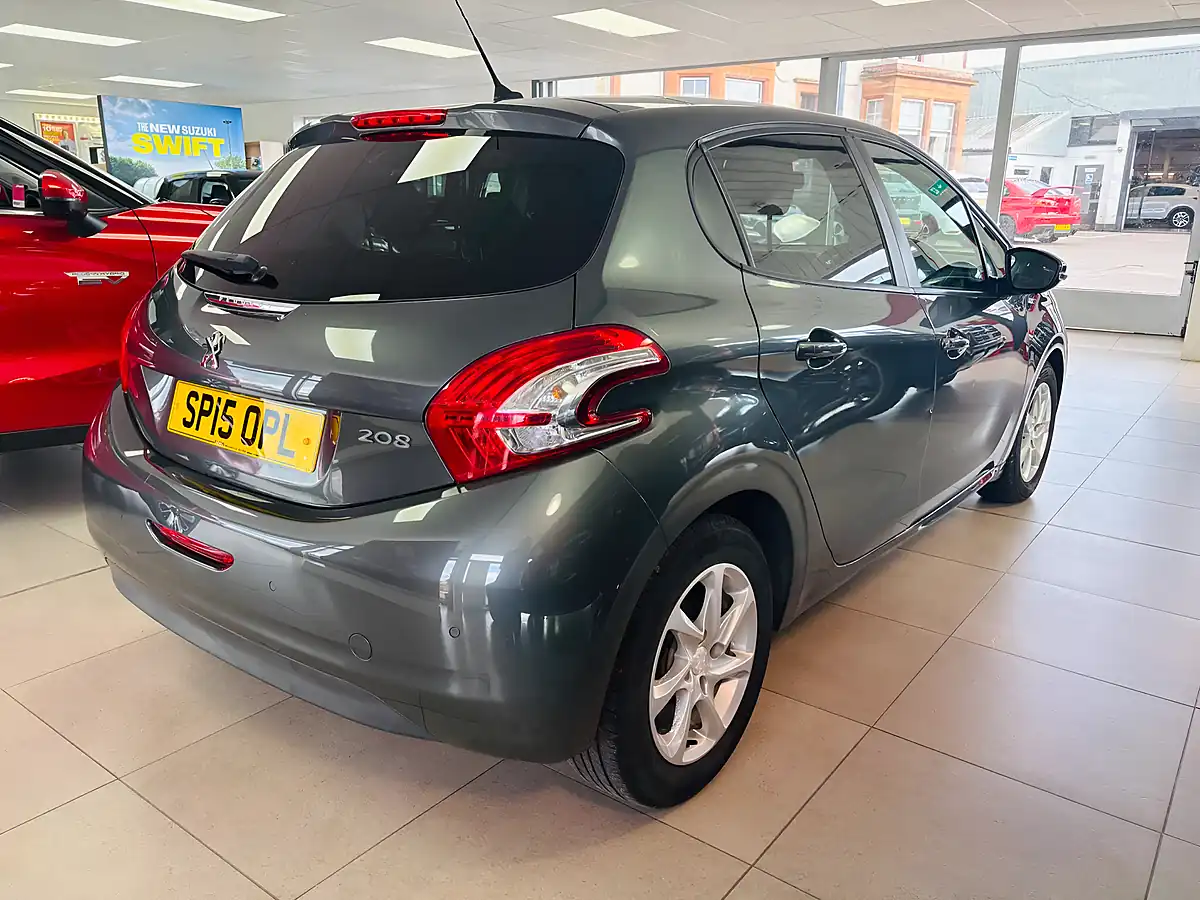 Used 2015 Peugeot 208 Style Grey - Interior and Exterior details 6