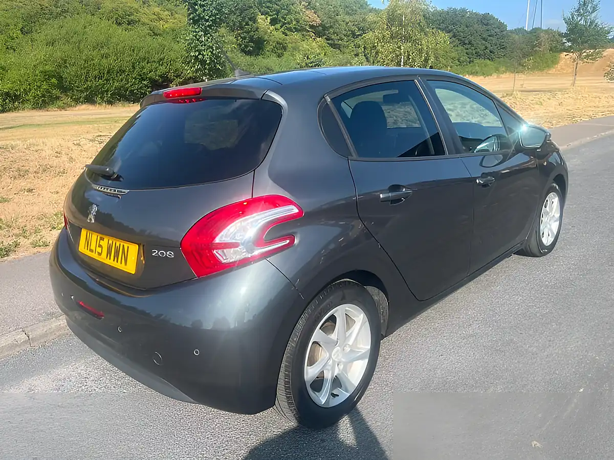 Used 2015 Peugeot 208 Style Hurricane Grey - Interior and Exterior details 2