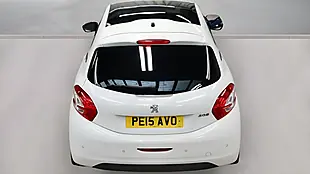 Used 2015 Peugeot 208 Style White - Interior and Exterior details 5
