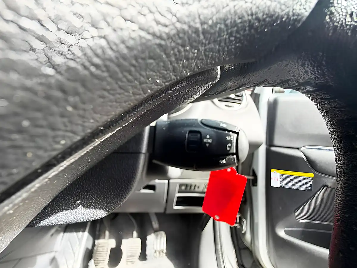 Used 2015 Peugeot 3008 Active Silver - Interior and Exterior details 18