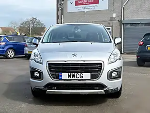 Used 2015 Peugeot 3008 Active Silver - Interior and Exterior details 3
