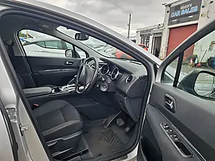 Used 2015 Peugeot 3008 Active Silver - Interior and Exterior details 9