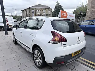 Used 2015 Peugeot 3008 Active White - Interior and Exterior details 10