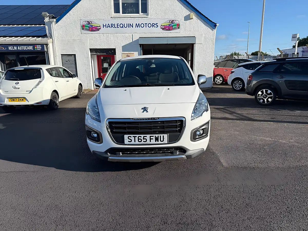 Used 2015 Peugeot 3008 Active White - Interior and Exterior details 2