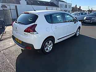 Used 2015 Peugeot 3008 Active White - Interior and Exterior details 5